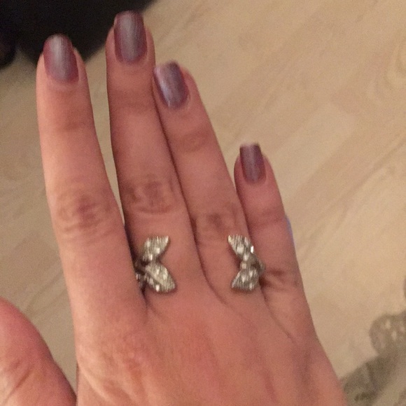 Claire’s Ring Cuff - Picture 2 of 2